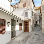 Rosmarinus Rubic Guest house 3*