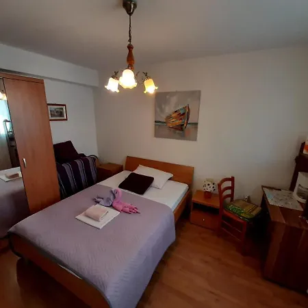 Maison d'hôtes Rosmarinus Rubic 3*