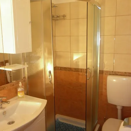 Rosmarinus Rubic 3* Split