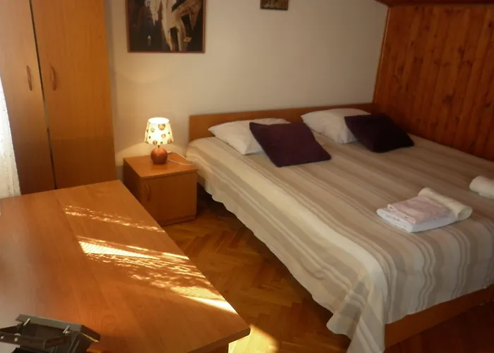 Pensionat Rosmarinus Rubic 3*