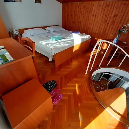 Rosmarinus Rubic Penzion